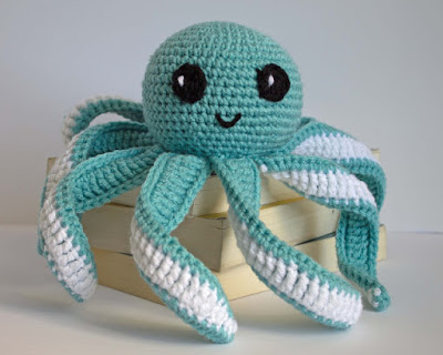 Free Crochet Pattern for Mini Octopus - thefriendlyredfox.com