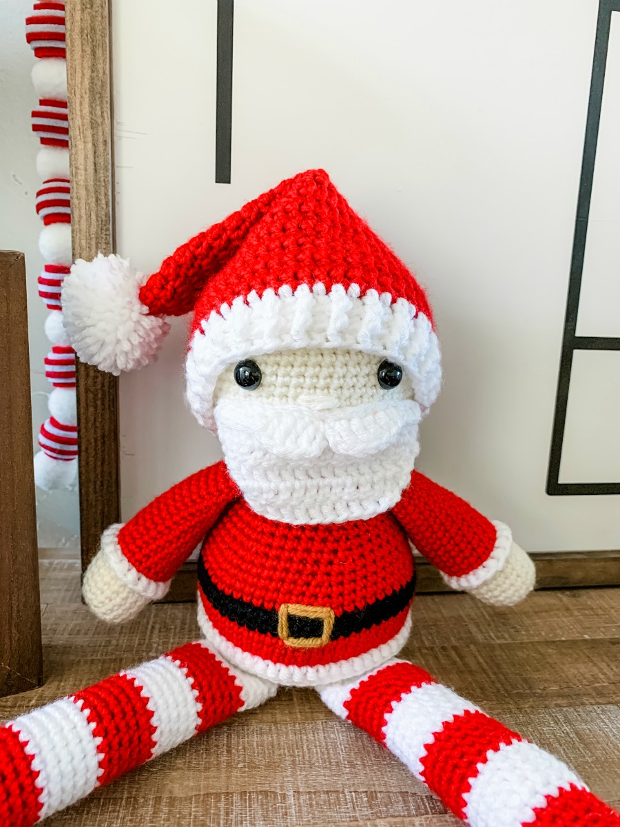 Free Crochet Santa Claus Pattern