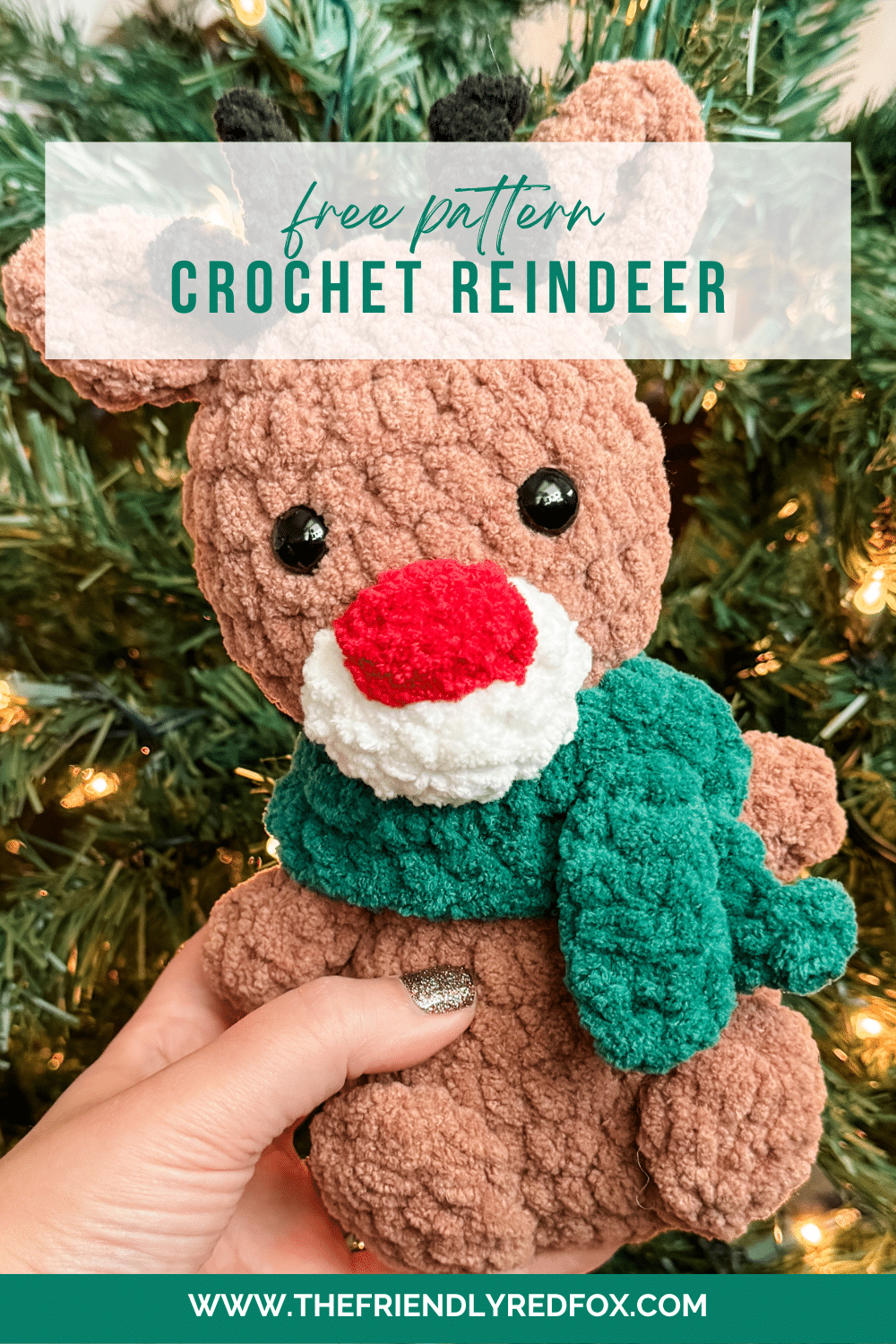 This free crochet reindeer pattern makes a squishy plush pal! This works up quickly with blanket yarn, perfect for gifts and markets.